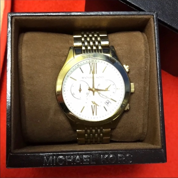 Micheal Kors gold watch - Picture 4 of 8